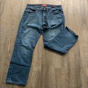Lucky Brand men’s straight jeans 38x32